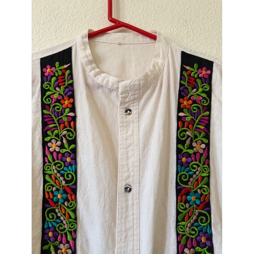 Mens Cream Embroidered Floral Mexican Guayabera Shirt Snap Button Size L /G - Picture 9 of 14